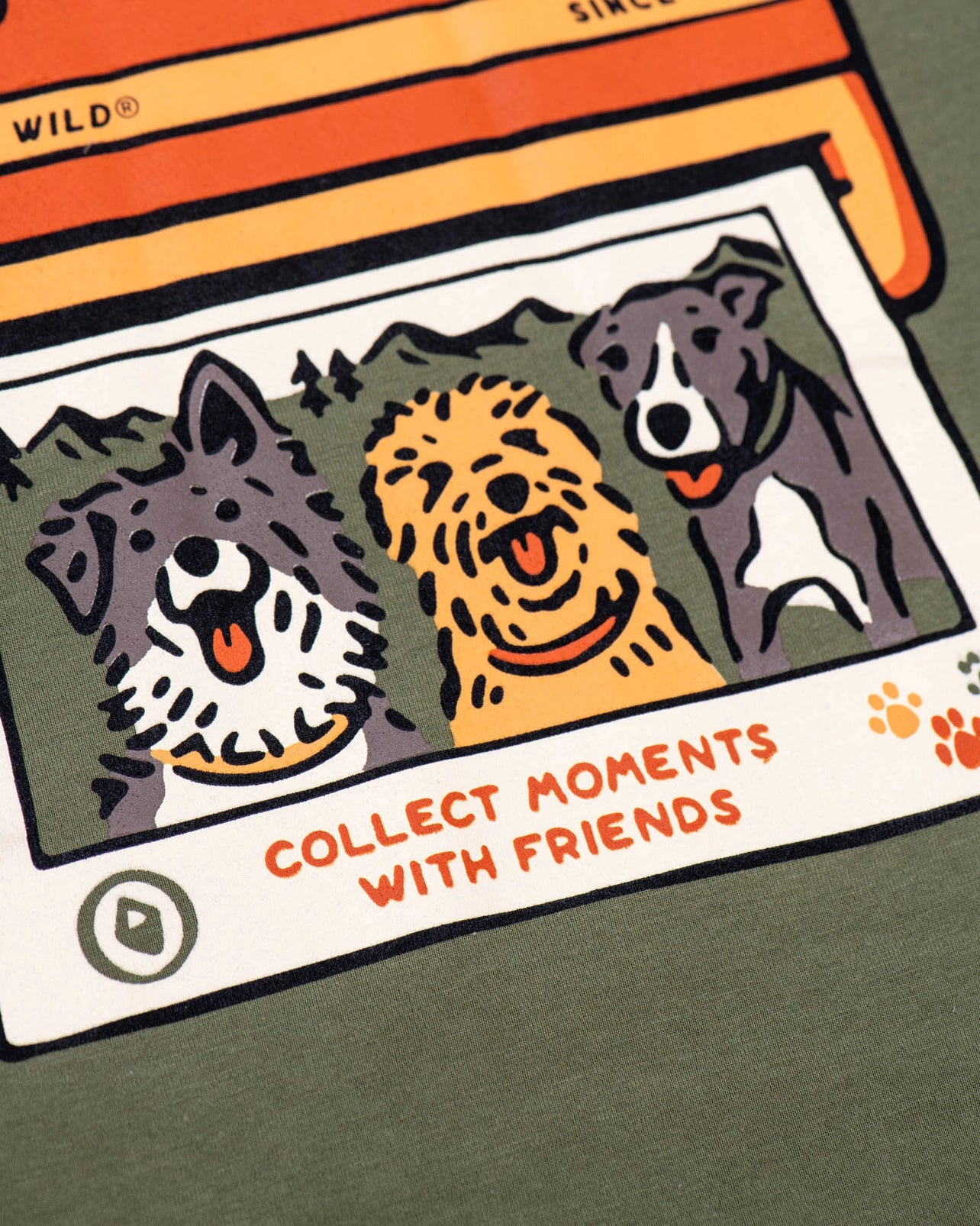 COLLECT MOMENTS WITH FRIENDS TEE