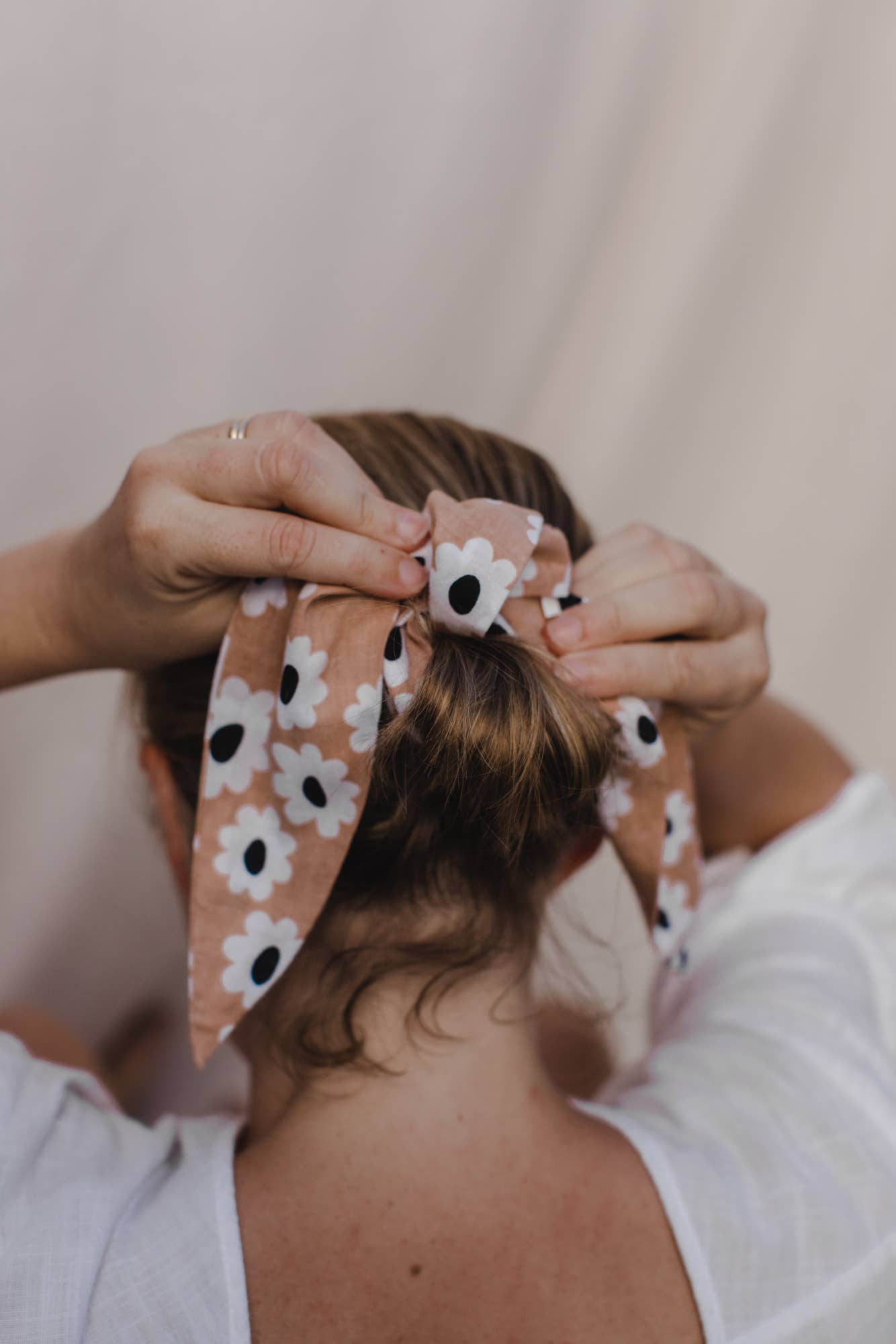 LITTLE WAVES HAIR WRAP